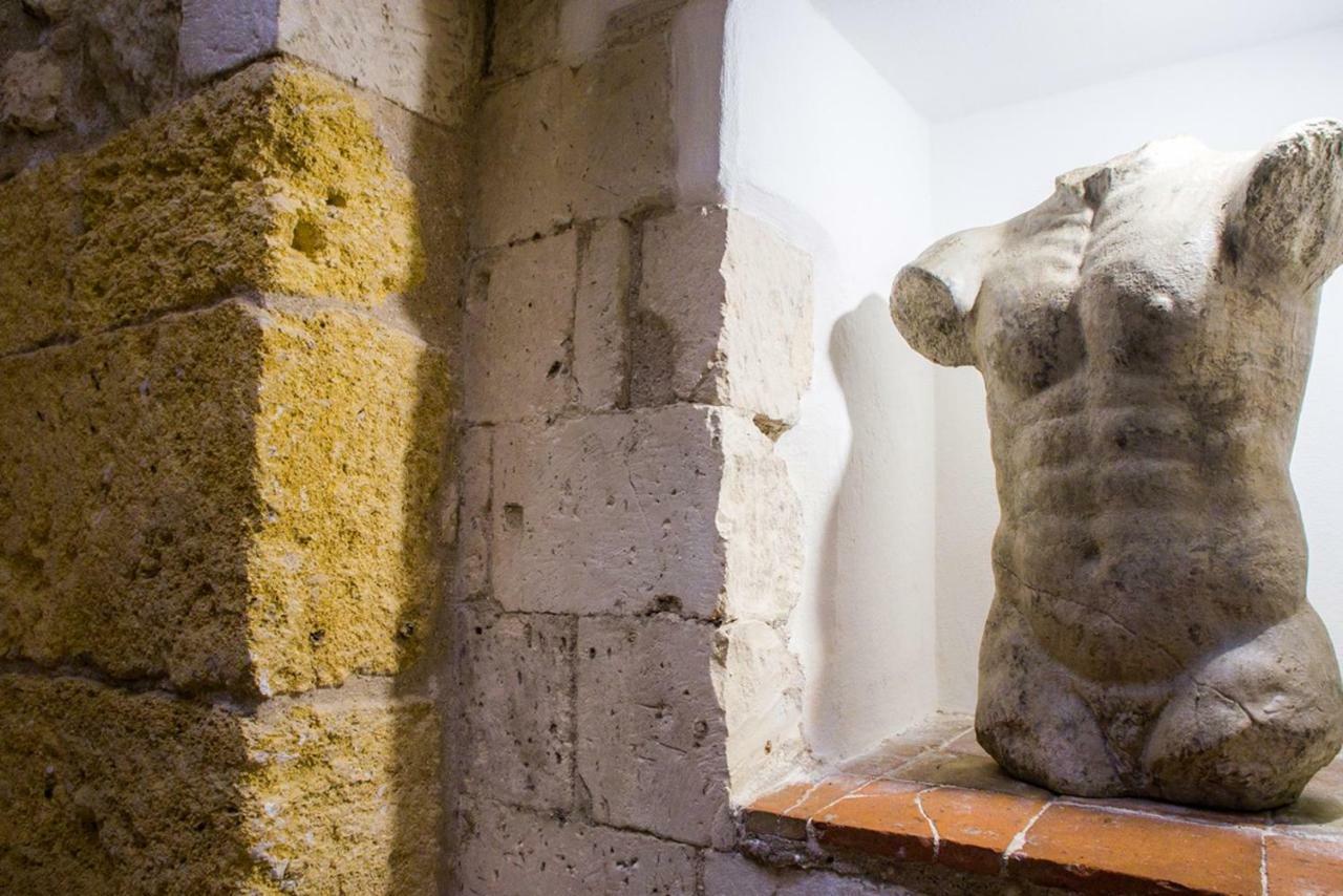 Ortigia Ancient House Apartment Syracuse Bagian luar foto