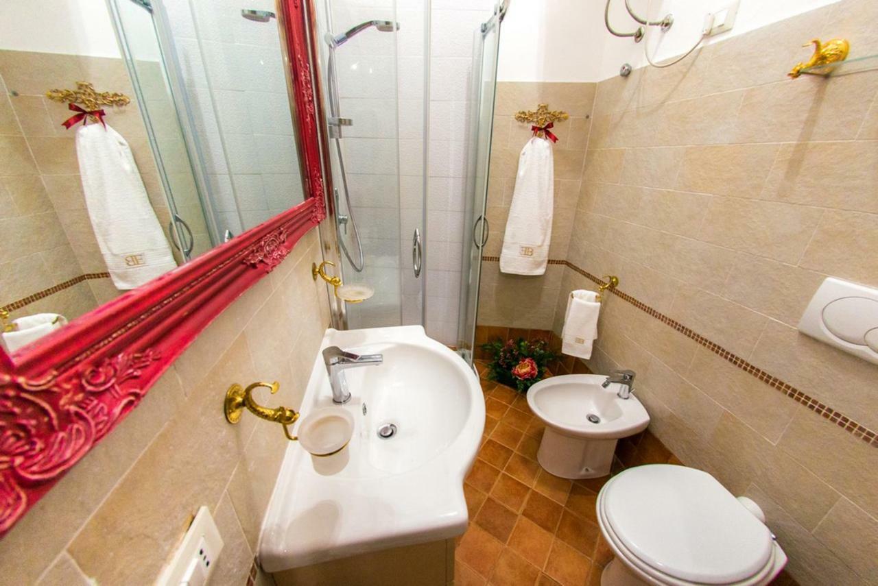 Ortigia Ancient House Apartment Syracuse Bagian luar foto