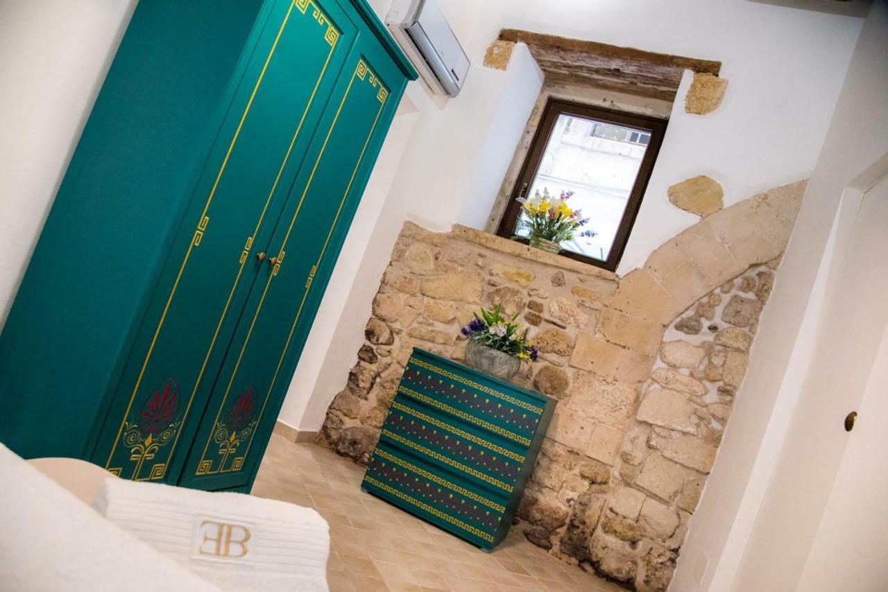 Ortigia Ancient House Apartment Syracuse Bagian luar foto