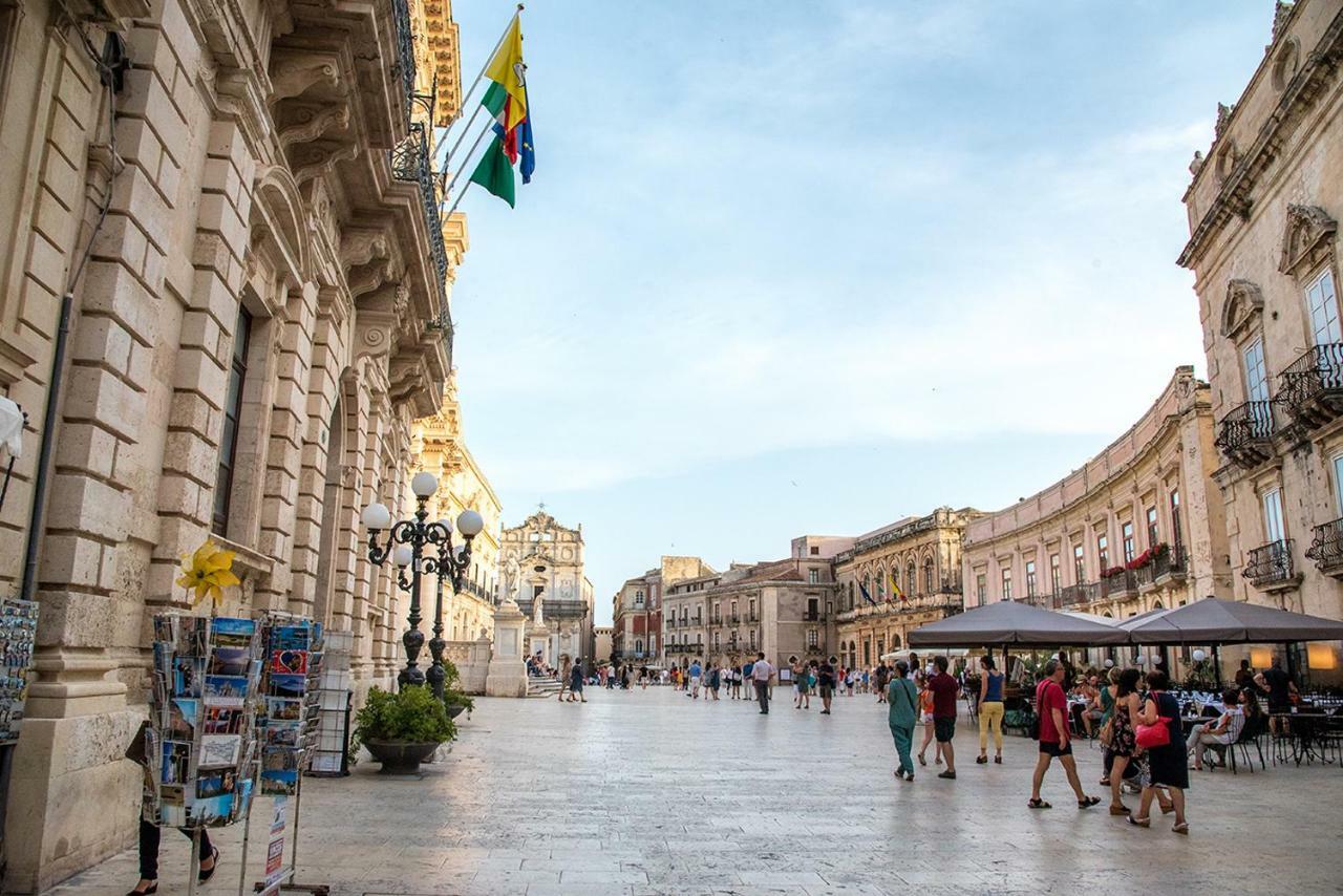 Ortigia Ancient House Apartment Syracuse Bagian luar foto