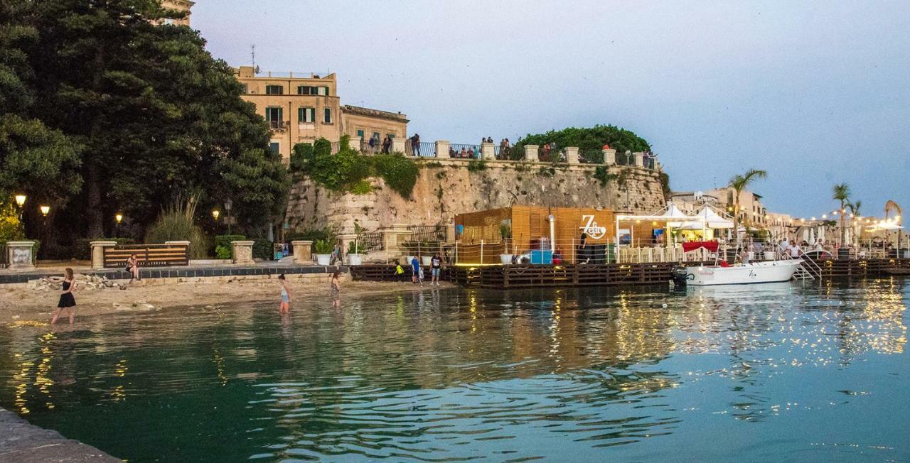 Ortigia Ancient House Apartment Syracuse Bagian luar foto